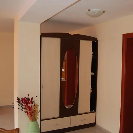 Apartment Kedar